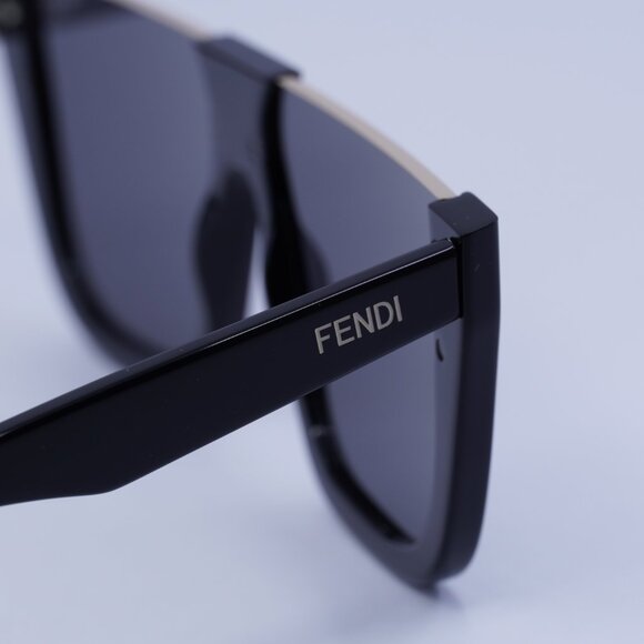 Fendi FE40136I 01A Sunglasses Shiny Black Geometric Frame, Smoke Lenses - Picture 8 of 10